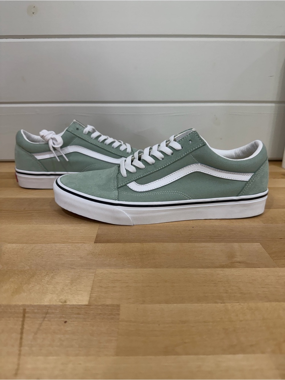 Vans Old Skool Unisex Sneakers - Iceberg Green Men’s 10.5 Women’s 12
